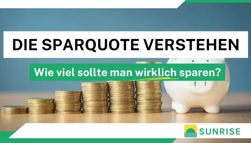 Stapel Münzen und Sparschwein illustrieren die Frage: "Wie viel sollte man wirklich sparen?". Eine Sparquote von 40 Prozent ist ein ambitioniertes Ziel.