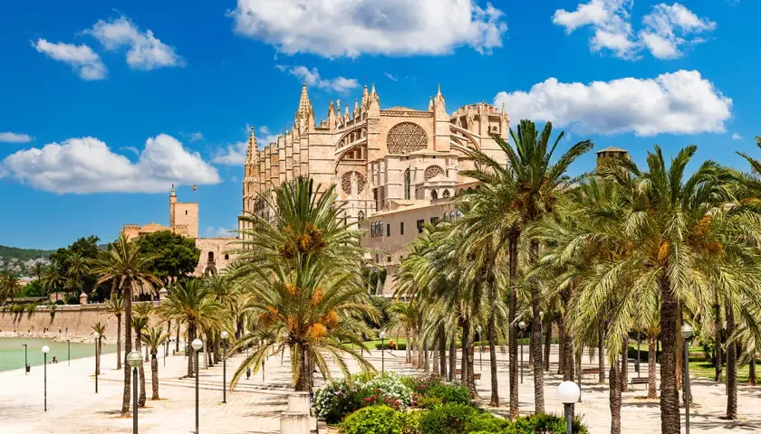 Najlepsze atrakcje i co warto zobaczyć na Palma de Majorka
