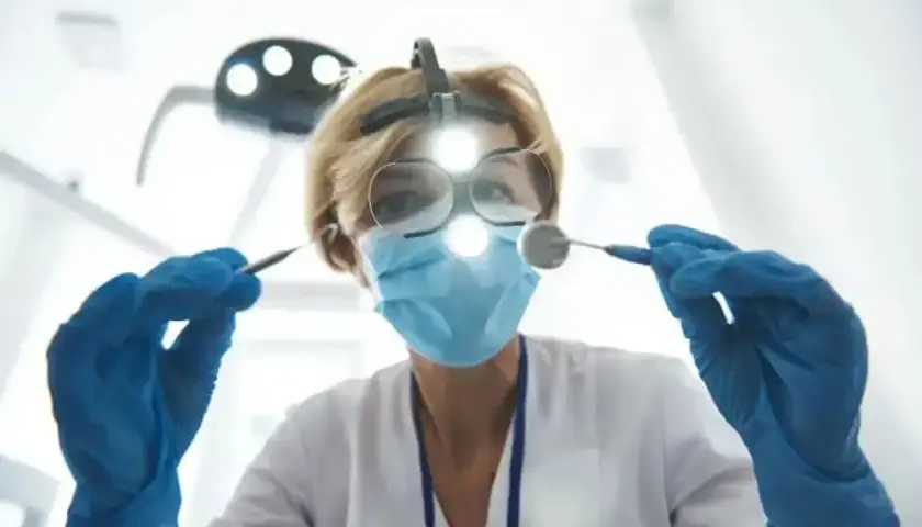 Ile zarabia dentysta w prywatnym gabinecie? Fakty, które zaskakują