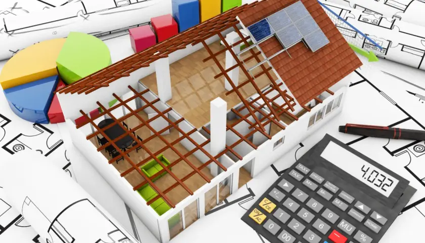 Kalkulator pokazuje 4032, sugerując, ile kosztuje ocieplenie domu. Widać projekt, wykresy i model domu.