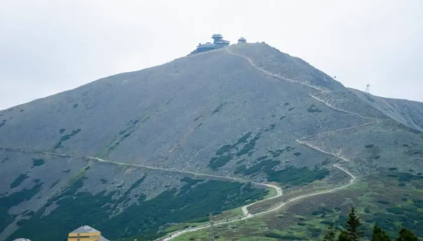 Ile km ma niebieski szlak na Śnieżkę? Sprawdź, co warto wiedzieć