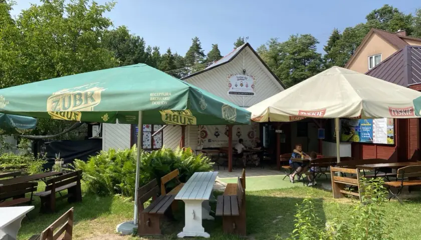 Gdzie zjeść kartacze? Odkryj najlepsze miejsca w Suwałkach i Mazurach