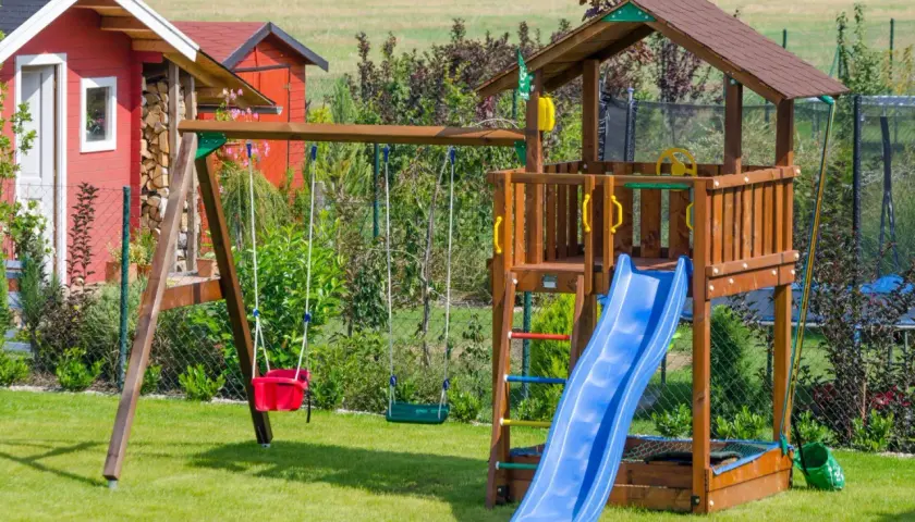 Jak pomalować plac zabaw: krok po kroku do pięknej i bezpiecznej zabawy