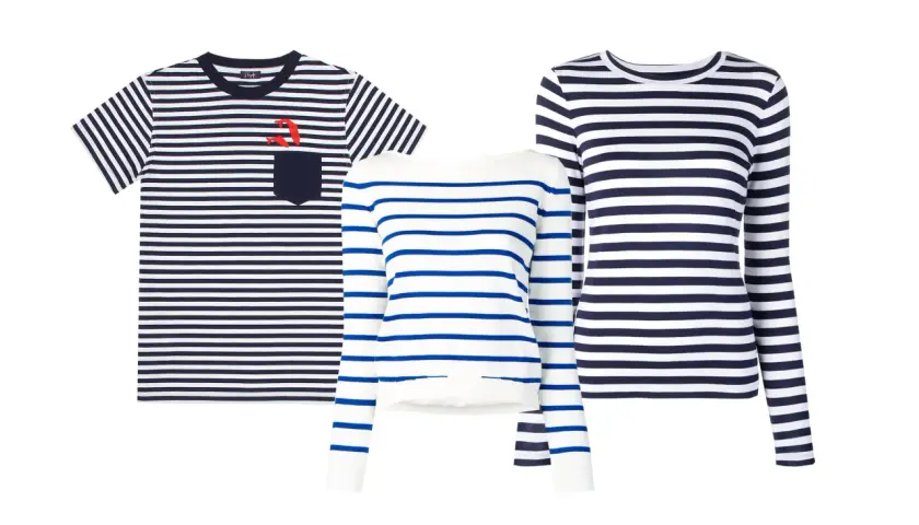 Drei gestreifte Damenoberteile: ein kurzärmeliges mit Anker-Applikation, ein weiß-blau gestreifter Pullover und ein blau-weiß gestreiftes Langarmshirt.