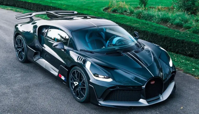 Bugatti Divo: Cena w Polsce, podatki i dlaczego kosztuje 60 mln zł