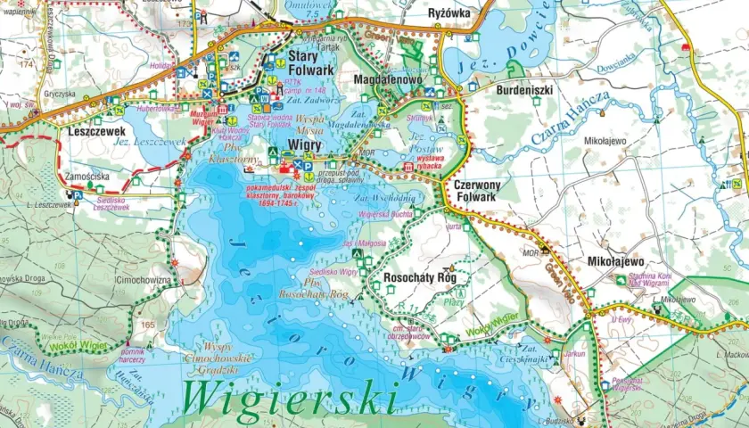 Mapa turystyczna przedstawiająca jeziora i szlaki wodne Wigierskiego Parku Narodowego.