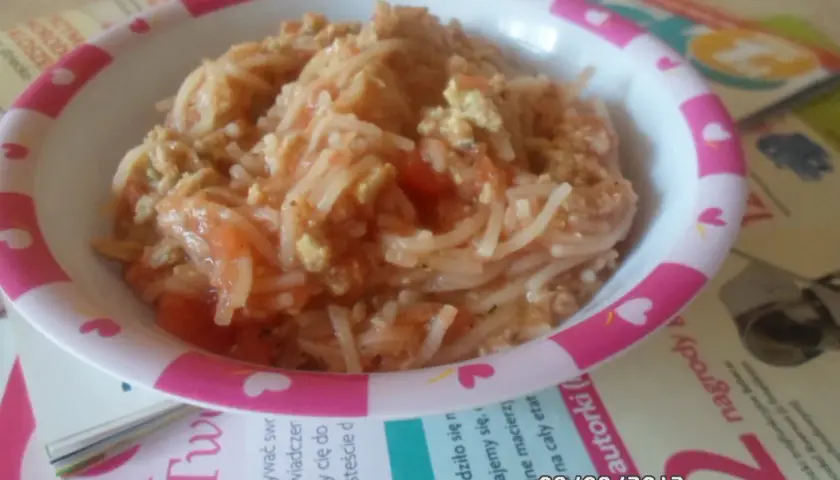 Spaghetti dla niemowlaka po 7. miesiącu? Bezpieczne przepisy!