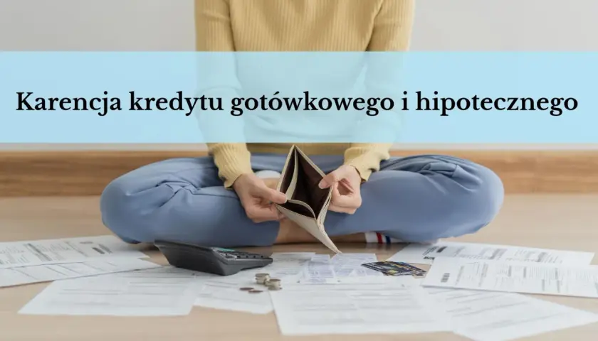 Osoba z pustym portfelem i rachunkami zastanawia się, karencja co to. Kalkulator i monety sugerują problemy finansowe.
