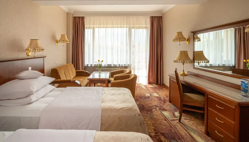 Ile kosztuje doba w hotelu Gołębiewski w Karpaczu? Ceny, które zaskakują
