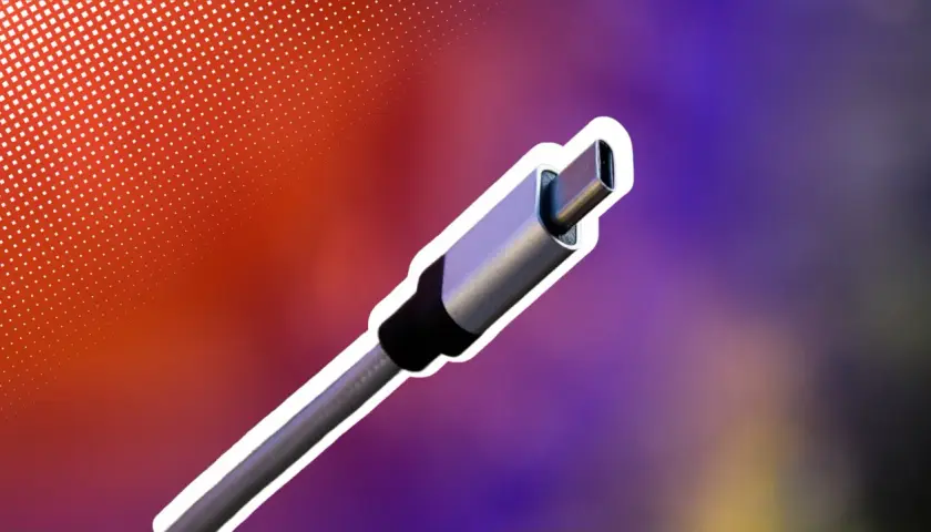 USB-C-Kabel mit silbernem Stecker, bereit für schnelle Datenübertragung. Die USB2 Geschwindigkeit ist hier ein wichtiger Faktor für die Leistung.