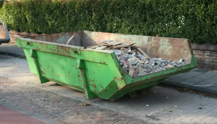 Jak zamówić kontener na śmieci łatwo i szybko - poradnik krok po kroku