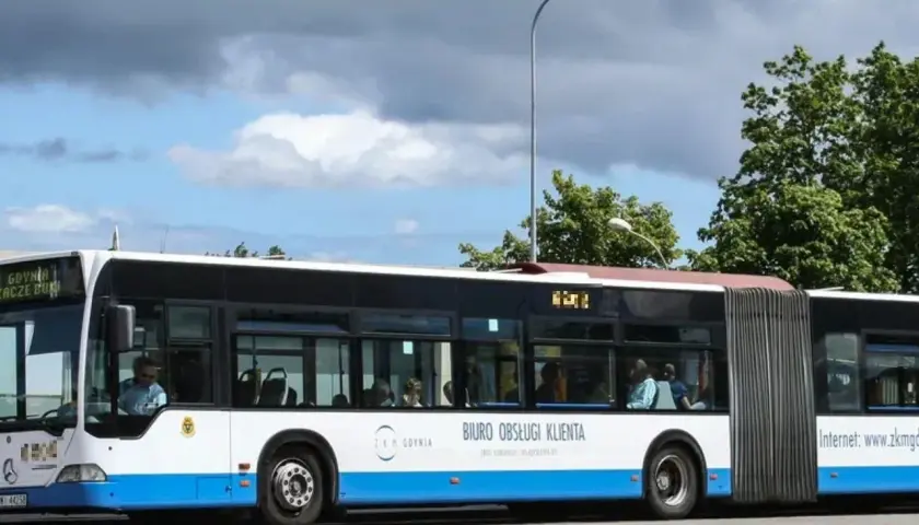 Ile naprawdę zarabia kierowca ZKM Gdynia? Sprawdź wynagrodzenia i warunki pracy