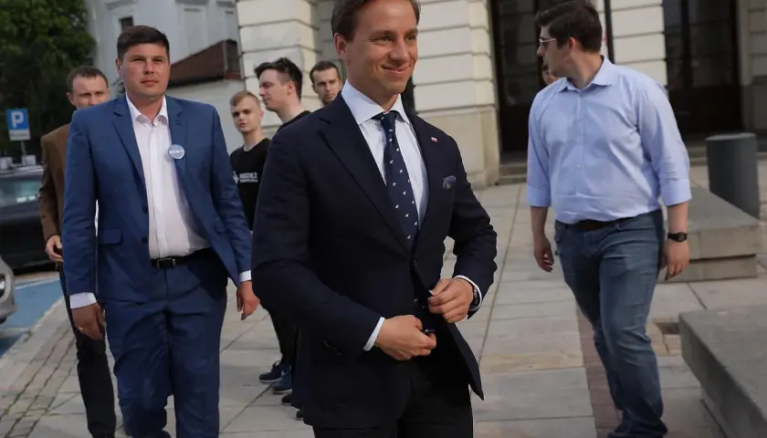 Druga tura wyborów: Bosak kingmaker. Kogo poprze Konfederacja?