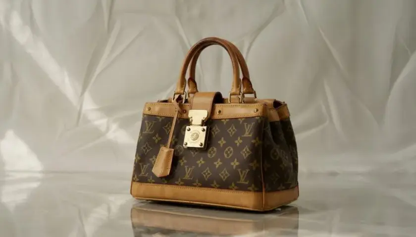 Z czego wykonane są torebki Louis Vuitton? Odkryj ich jakość i materiały
