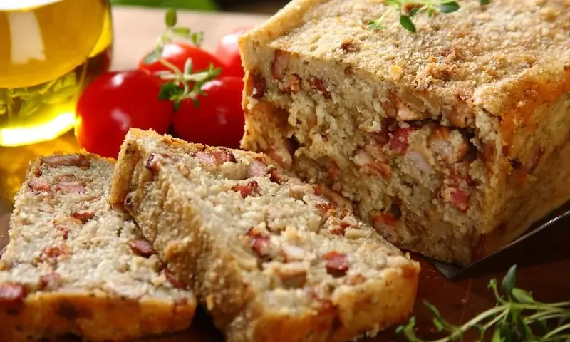 Prosty przepis na babkę ziemniaczaną - idealna na obiad
