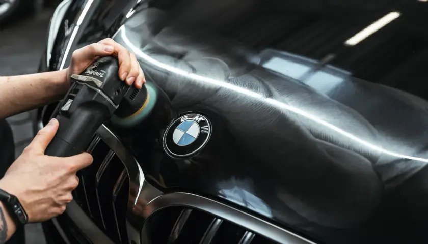 Tuning samochodów: Aktywny wydech, detailing i części premium