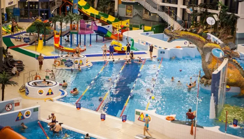 MultiSport Park Wodny Kraków: 70 minut, dopłaty, zasady. Uniknij pułapek!