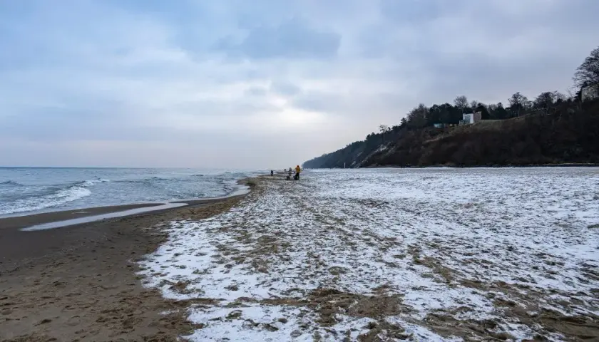 Gdzie nad morze zimą? Odkryj wyjątkowe miejsca i atrakcje