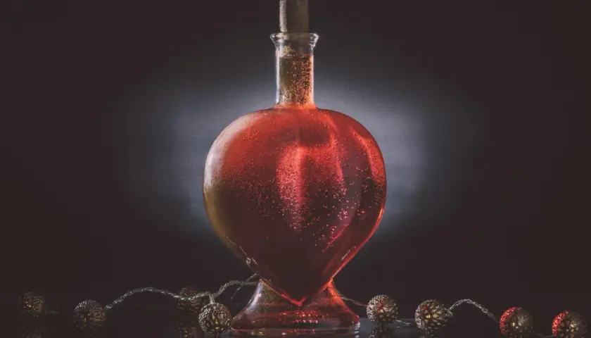 Eliksir w perfumach: Co to znaczy? Moc, trwałość i luksus