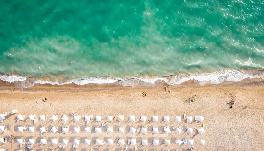 Nad jakim morzem leży Antalya? Ciepłe wody i TOP plaże