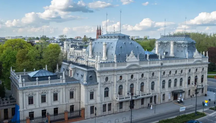 Co zwiedzić w Łodzi? Odkryj sekrety miasta włókniarzy!