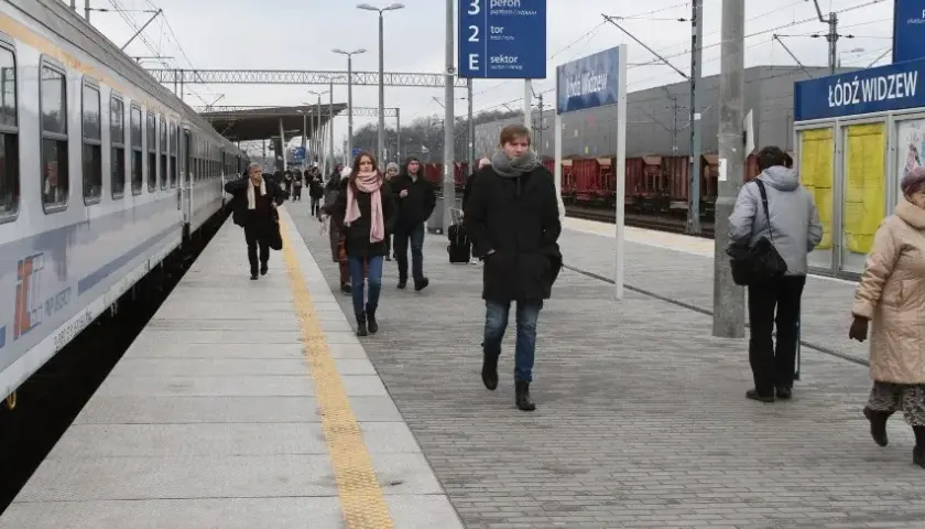 Jak dojechać na dworzec Łódź Widzew - uniknij kłopotów w podróży