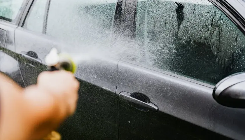 Jak nakładać ceramikę na auto, aby uniknąć najczęstszych błędów