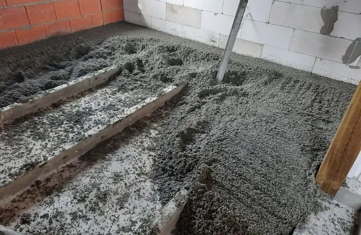 Czy dawać styropian pod wylewkę w garażu? Oto co musisz wiedzieć