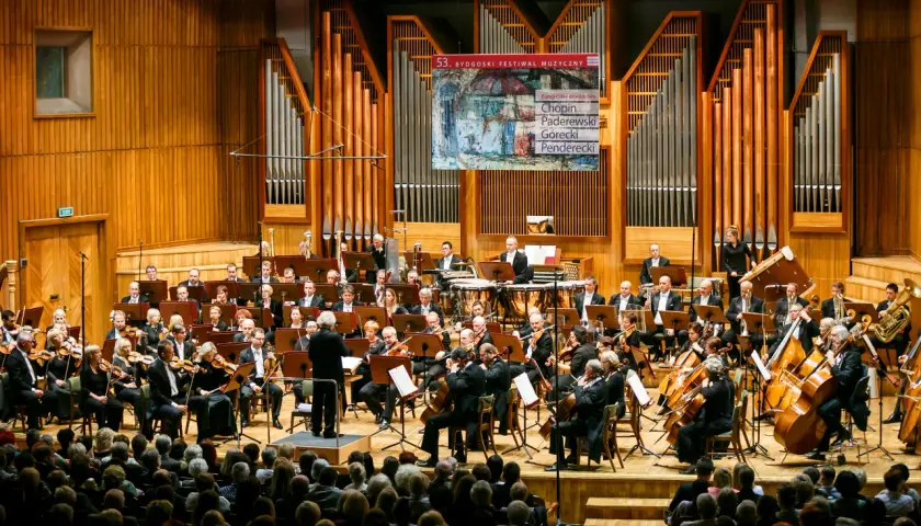 Orkiestra symfoniczna Collegium F – pasjonujące koncerty i historia