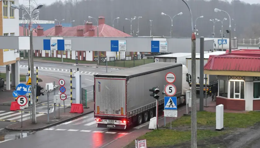 Przejście graniczne Kuźnica: brak planów otwarcia i fałszywe informacje