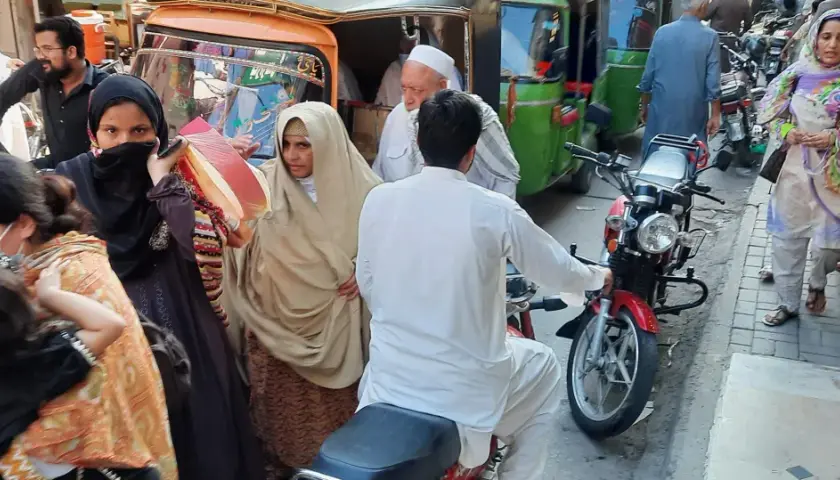Czy Pakistan jest bezpieczny? Odkryj prawdę o bezpieczeństwie podróży