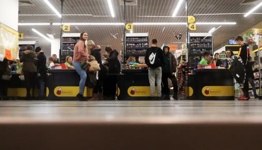 Pieluchy w niedzielę niehandlową? Sprawdź, gdzie je kupisz!