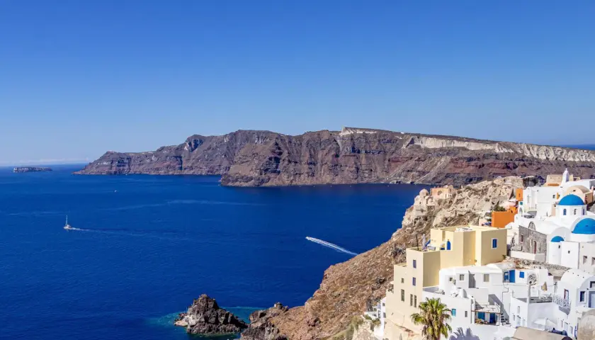 Gdzie leży Santorini? Odkryj tajemnice tej pięknej wyspy
