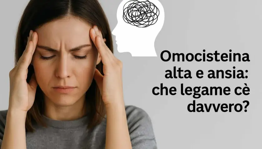 Donna con mani sulle tempie, testa stilizzata con groviglio di pensieri. Omocisteina alta e ansia: che legame c'è davvero?