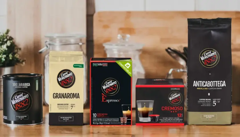 Kawa Caffè Vergnano 1882: puszka 100% Arabica, opakowanie Granaroma, kapsułki Espresso i Cremoso, oraz ziarna Anticabottega.