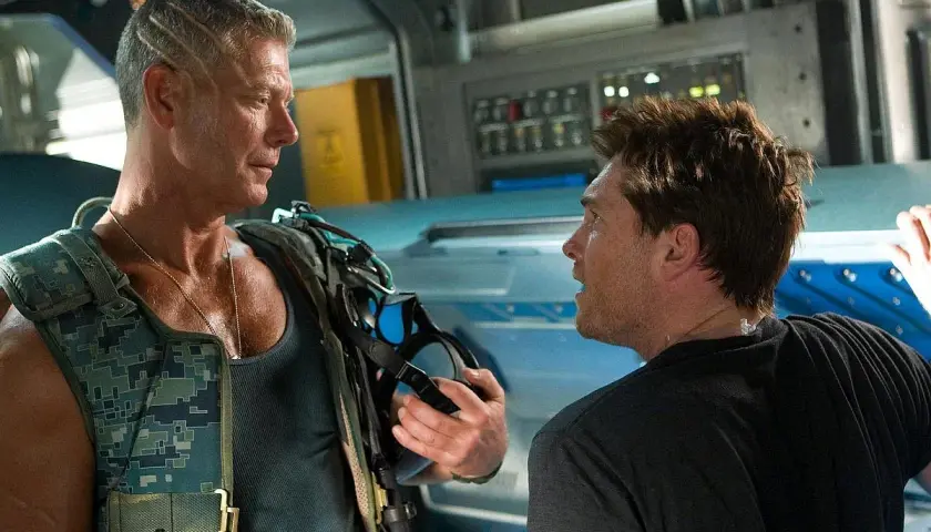 Stephen Lang w filmach "Avatar" i "Avatar: Istota wody" jako pułkownik Quaritch.