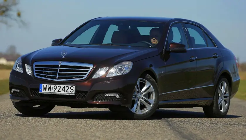 Mercedes W212 jaki silnik benzynowy - poznaj najlepsze opcje i osiągi