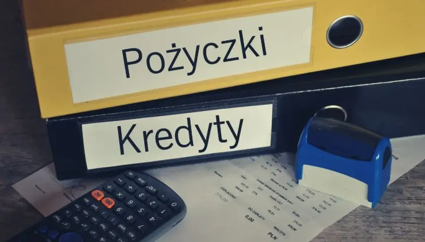 Czym się różni kredyt od pożyczki? Kluczowe różnice, które musisz znać