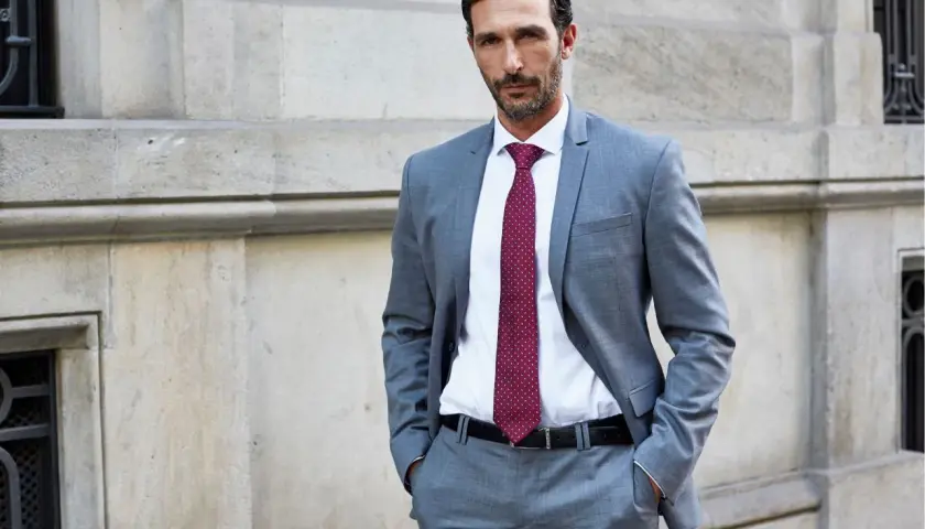 Jak się ubrać na komunię jako gość? Poradnik elegancji i taktu.