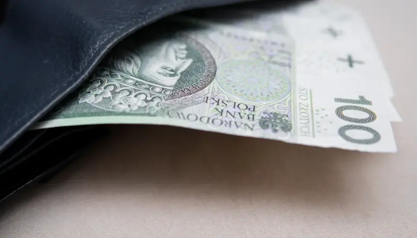 Wypłata renty z góry czy z dołu – co musisz wiedzieć, aby uniknąć problemów?