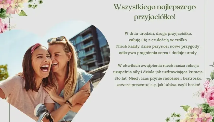 Dwie uśmiechnięte przyjaciółki obejmują się na tle miasta, ozdobione kwiatami.