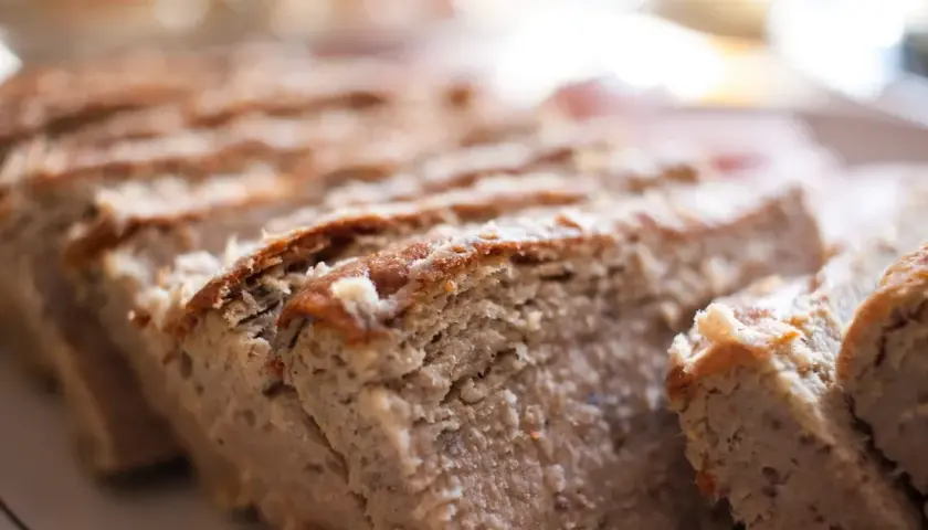 Jakie mięso na pasztet? Odkryj najlepsze połączenia smakowe