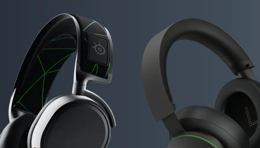 Dwa modele słuchawek do Xbox: jeden z zielonymi akcentami i logo SteelSeries, drugi minimalistyczny, czarny.