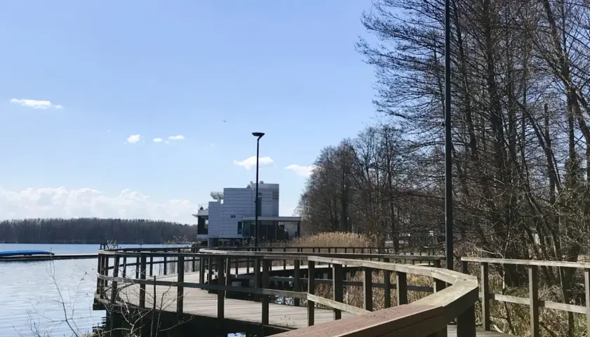 Atrakcje wokół Jeziora Ukiel i najlepsze miejsca na relaks