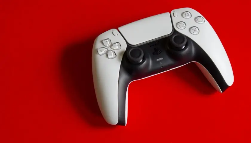 Jak podłączyć pada do PC? Xbox, PS5, PS4 poradnik bez problemów!