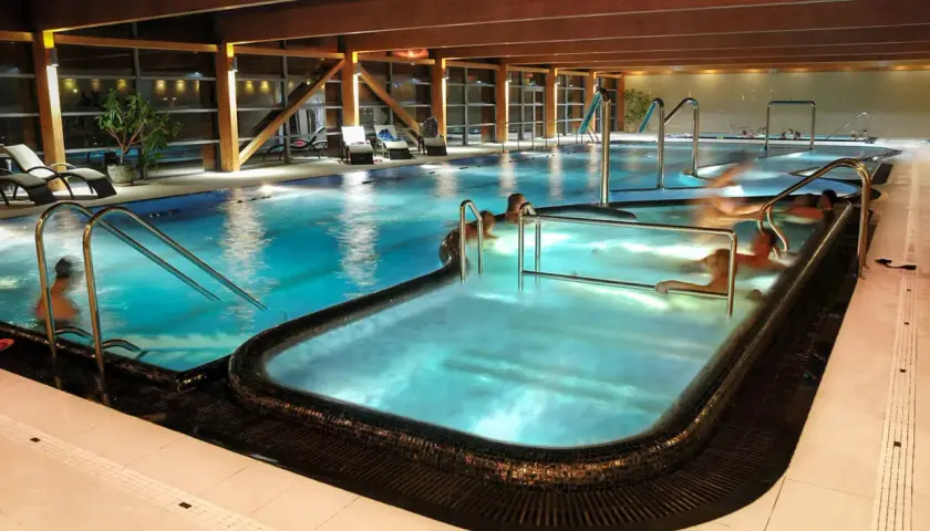 Najlepsze zabiegi SPA w Kołobrzegu: Przewodnik po relaksie i cenach