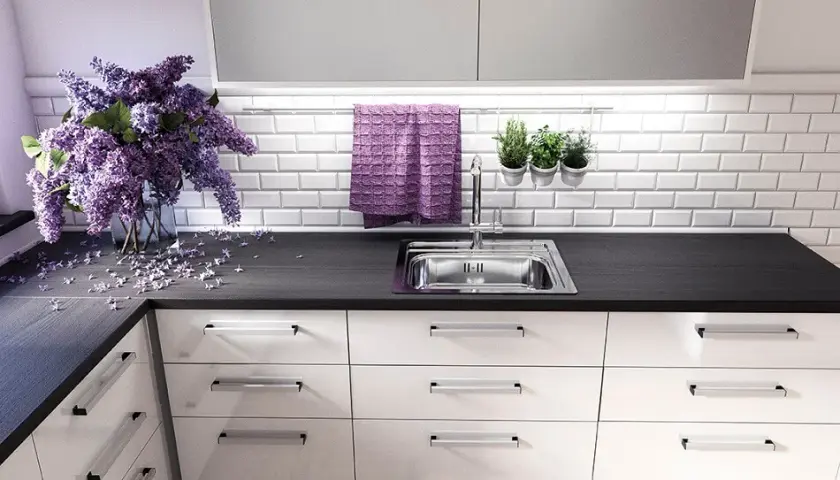 Jaki zlew do blatu laminowanego? Unikaj błędów przy wyborze!