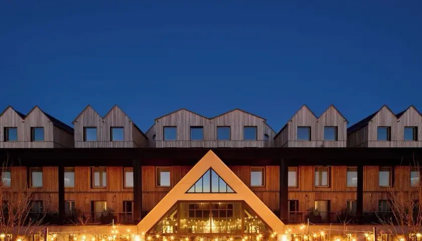 Hôtel Grand Mess Clermont-Ferrand: Votre Guide Complet 4*