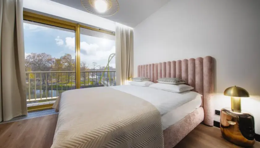 Jak liczyć noclegi w hotelu i uniknąć nieprzyjemnych kosztów