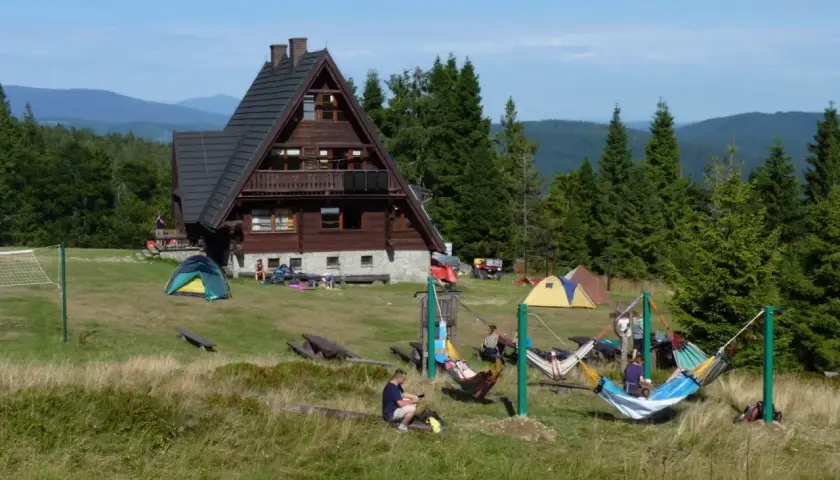 Bacówka Rycerzowa - idealne miejsce na wypoczynek w Beskidach